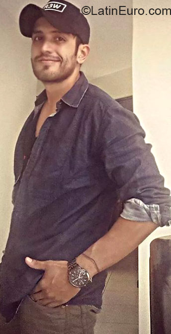 Date this young Guatemala man Dieggo4 from Guatemala City GT74