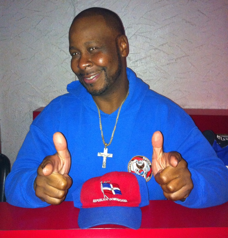 Date this foxy United States man MaestroPembroke from Chicago US16070