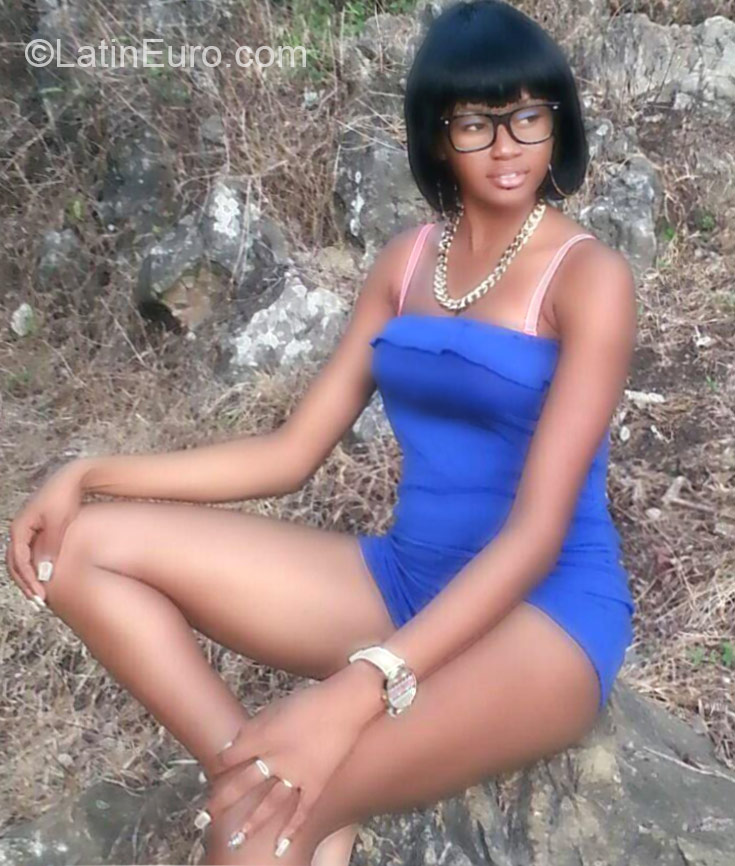 Date this good-looking Jamaica girl Jeviane from Montego bay JM2026