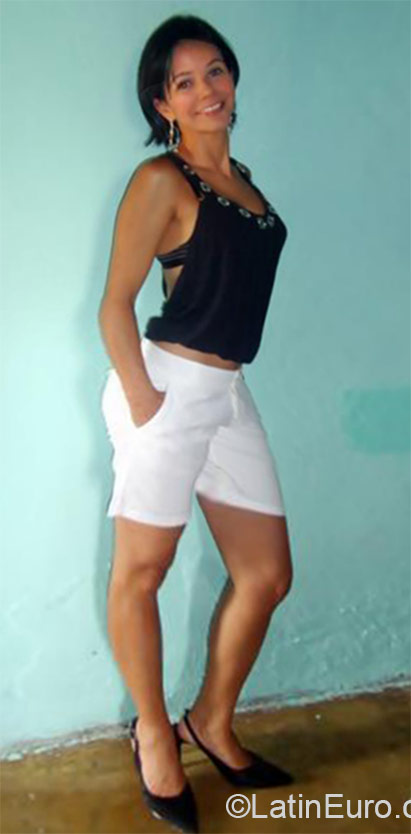 Date this athletic Brazil girl Ledilena from Ipatinga BR9336