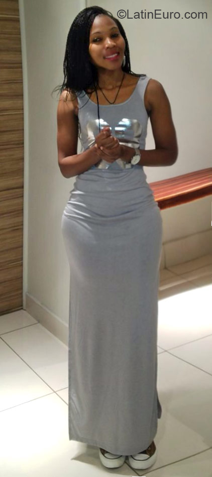 Date this good-looking South Africa girl Angela from Johannesburg ZA51