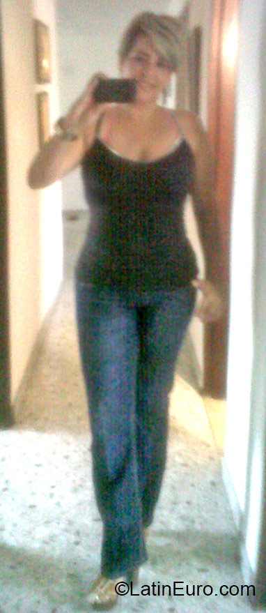 Date this georgeous Colombia girl Nana from Cali CO17564