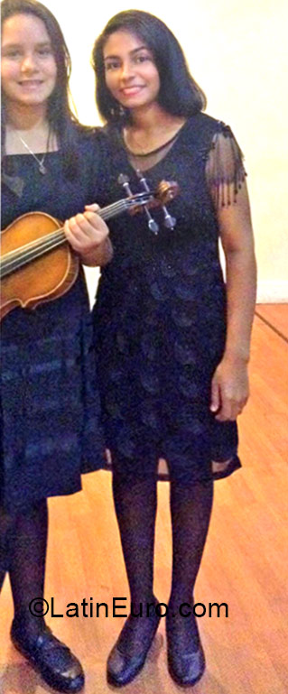 Date this delightful Venezuela girl Joelyis from Carupana VE529