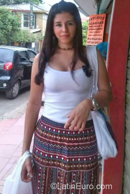Date this georgeous Colombia girl Diana from Cali CO17735