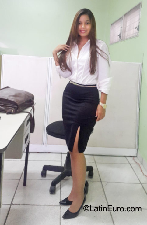 Date this beautiful Honduras girl Lis from La Ceiba HN1612