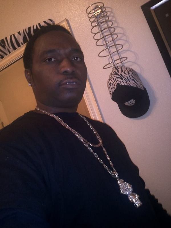 Date this good-looking United States man Lil9wardbee from New Orleans US16359