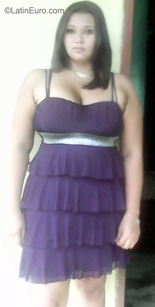Date this stunning Honduras girl Dora from La Ceiba HN1621