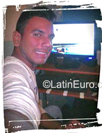Date this hot Venezuela man Jonas from Valencia VE600