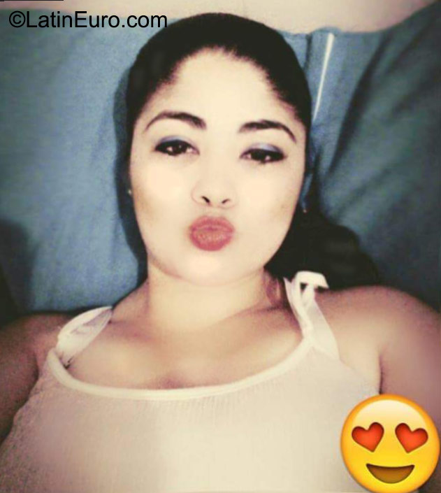 Date this fun Honduras girl Stephanie from San Pedro Sula HN1645
