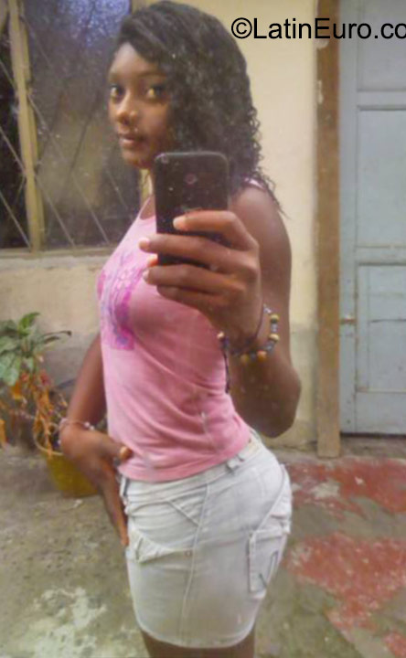 Date this sensual Colombia girl Lucero from Popayan CO17868