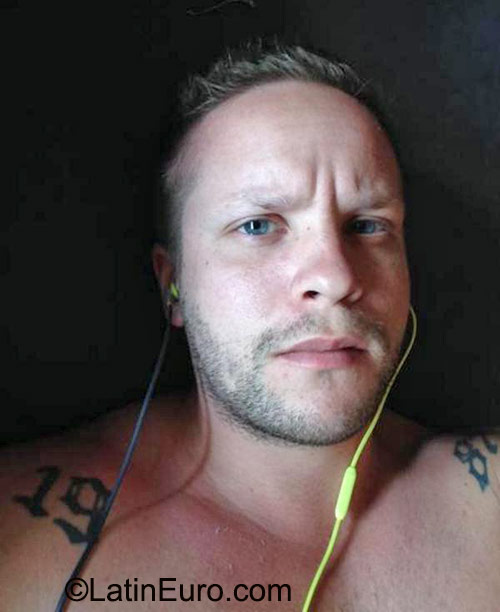 Date this delightful Sweden man Pepsign from Norrkoping SE219