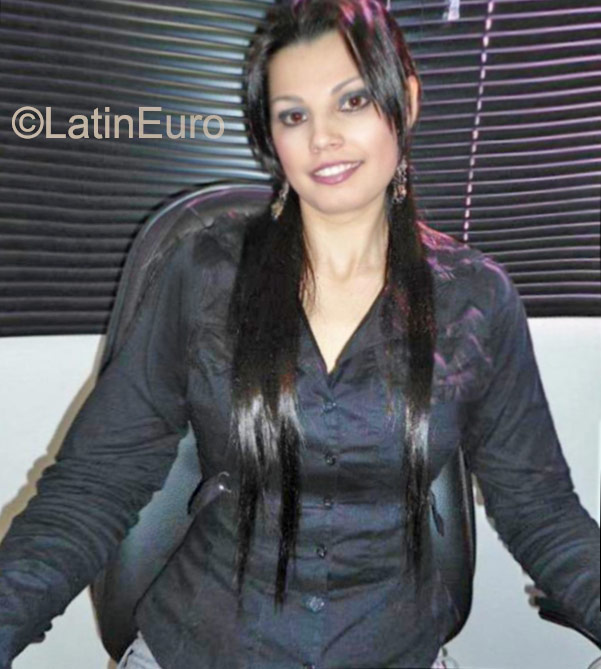 Date this exotic Panama girl Tatiana from Panama PA673