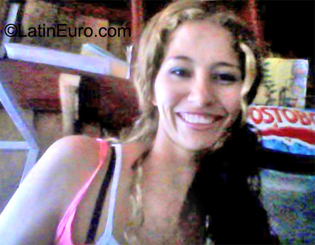 Date this passionate Colombia girl Natalia from Santa Marta CO17926