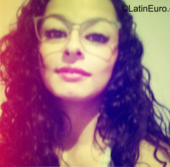 Date this georgeous Colombia girl Natalia from Medellin CO17933