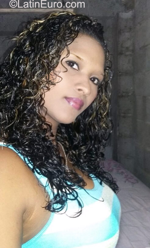 Date this beautiful Panama girl Mandi from Panama City PA679