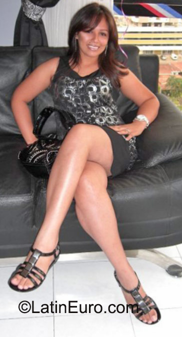 Date this sultry Panama girl Gladiys from Panama City PA680