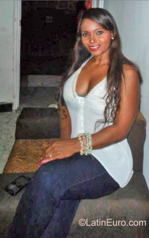 Date this cute Colombia girl Nidia patricia from cali-valle CO18400