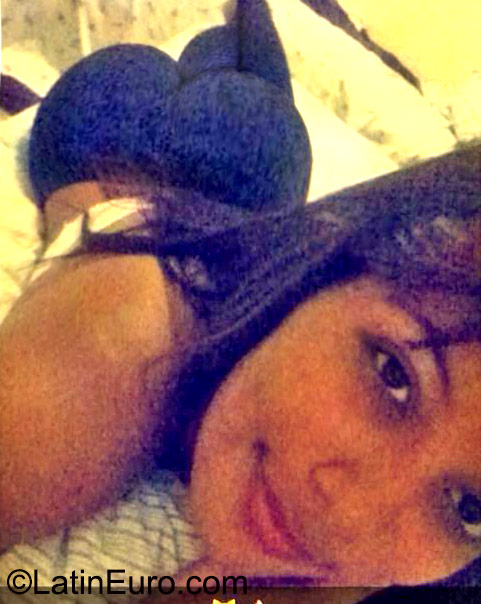 Date this sensual Dominican Republic girl Yanibel from Puerto Plata DO41002