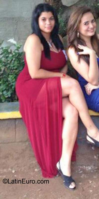 Date this sensual Honduras girl Leyla from San Pedro Sula HN1715
