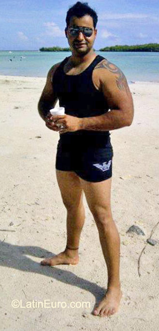 Date this cute Dominican Republic man Emilo from Santo Domingo DO23478