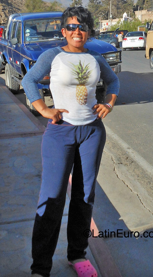 Date this delightful Peru girl Maritza from Tacna PE1073
