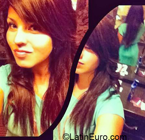 Date this attractive Mexico girl Fabiola from Mexico City MX1461