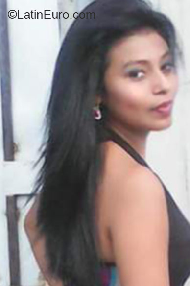 Date this tall Honduras girl Yeimi from La Ceiba HN1787