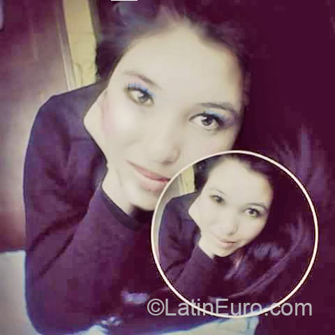 Date this lovely Colombia girl Johanna from Bogota CO18249