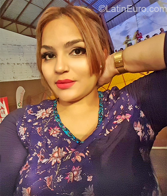 Date this beautiful Honduras girl Bella from La Ceiba HN1812
