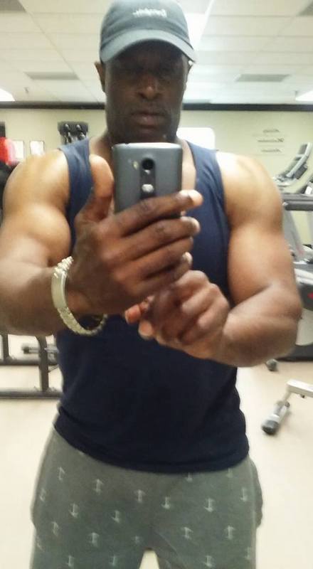 Date this sultry United Kingdom man 4evayours from Cardiff GB841