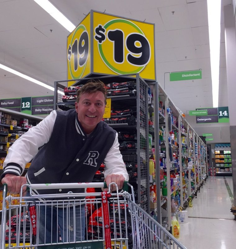 Date this attractive United Kingdom man Kattner from London GB845