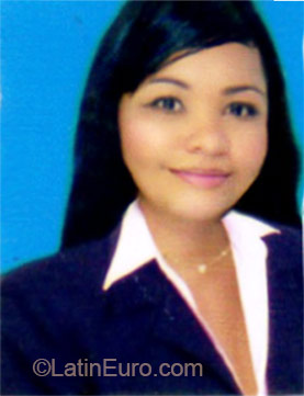 Date this sultry Colombia girl Adriana from Barranquilla CO18315