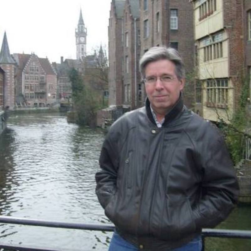 Date this nice looking Spain man Lawrence from La Palma BE98