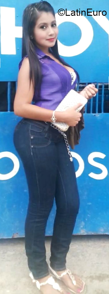 Date this exotic Honduras girl Lizeth from La Ceiba HN1923