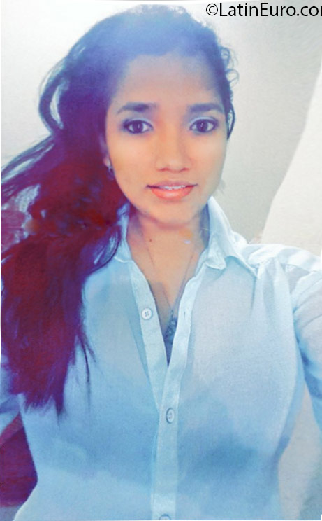 Date this sultry Honduras girl Gracie from San Pedro Sula HN1977