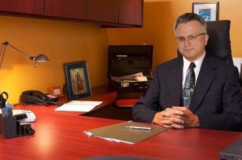 Date this attractive United States man Marshalin from New US16969