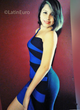 Date this stunning Honduras girl Gisselle from San Pedro Sula HN2018