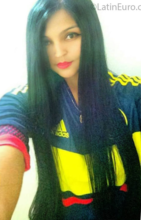 Date this delightful Colombia girl Agata from Medellin CO18629