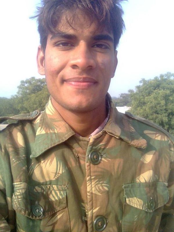 Date this charming India man Aman from Delhi IN301