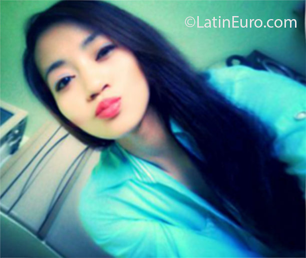 Date this attractive Philippines girl Aisha from Cavite PH874