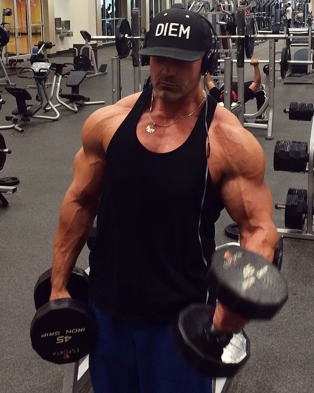 Date this pretty United States man Kellykw from Chicago Heights US17087