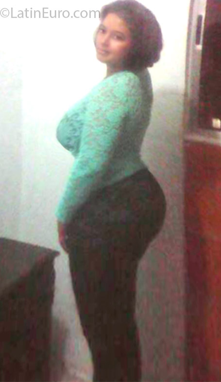 Date this funny Colombia girl Eliana from Medellin CO18698