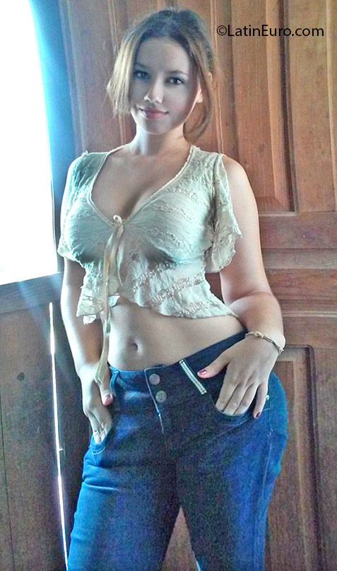 Date this cute Honduras girl Sindy from San Pedro Sula HN2072