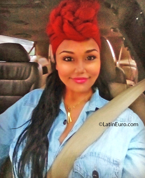 Date this nice looking Panama girl Monica from Panama City PA920
