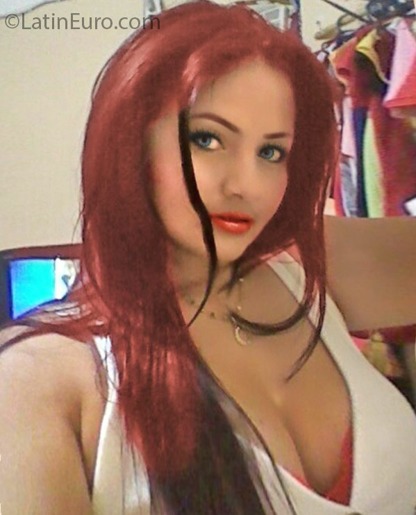 Date this passionate Colombia girl Caterin from Cartagena CO18789