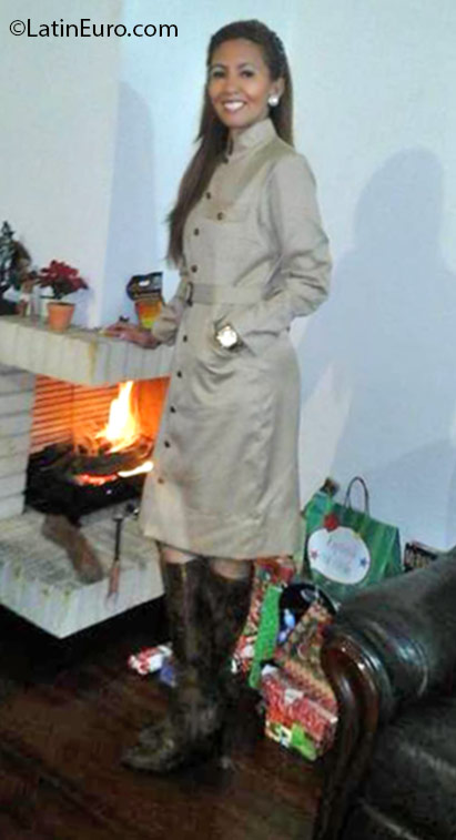 Date this stunning Venezuela girl Maria from Caracas VE660