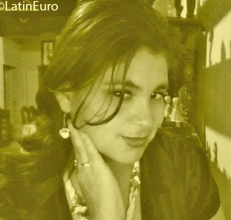 Date this hot Honduras girl Jenny from Tegucigalpa HN2106