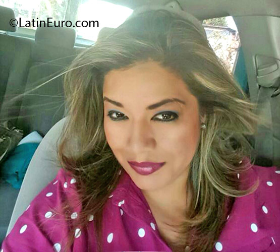 Date this good-looking Panama girl Jackeline from Panama City PA941
