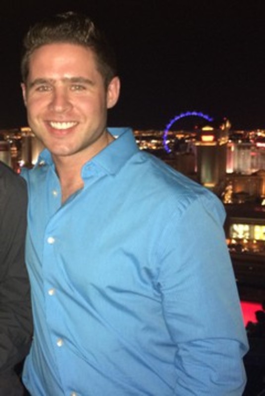 Date this foxy United States man Website452 from Boston US17240