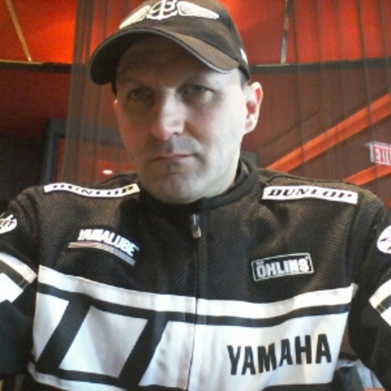 Date this pretty Canada man Joe from Niagara Falls CA709